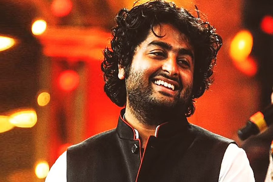 প্লেব্যাক ছাড়ার ঘোষণা দিলেন অরিজিৎ সিং