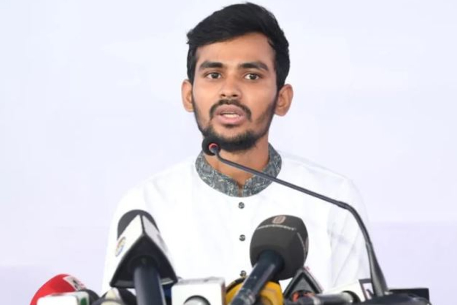 এনসিপিতে যোগ দিলেন আসিফ মাহমুদ