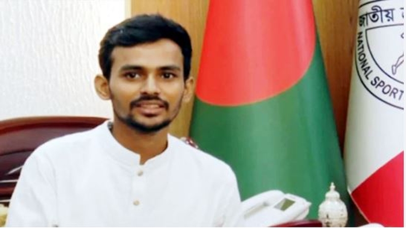 ক্ষমা চাইলেন উপদেষ্টা আসিফ মাহমুদ
