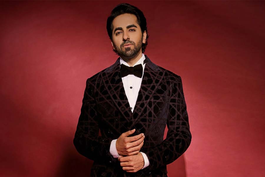 ভিন্ন ধারার তিন সিনেমা নিয়ে ফিরছেন আয়ুষ্মান