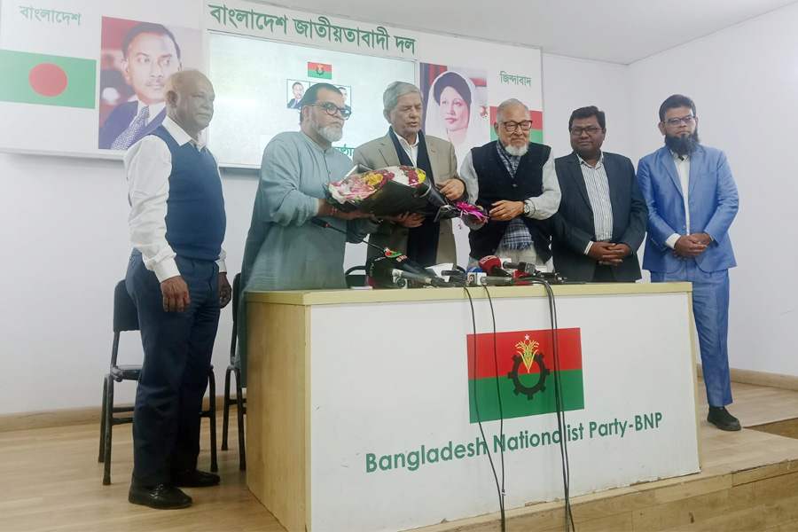 সৈয়দ এহসানুল হুদা বিএনপিতে যোগ দিলেন