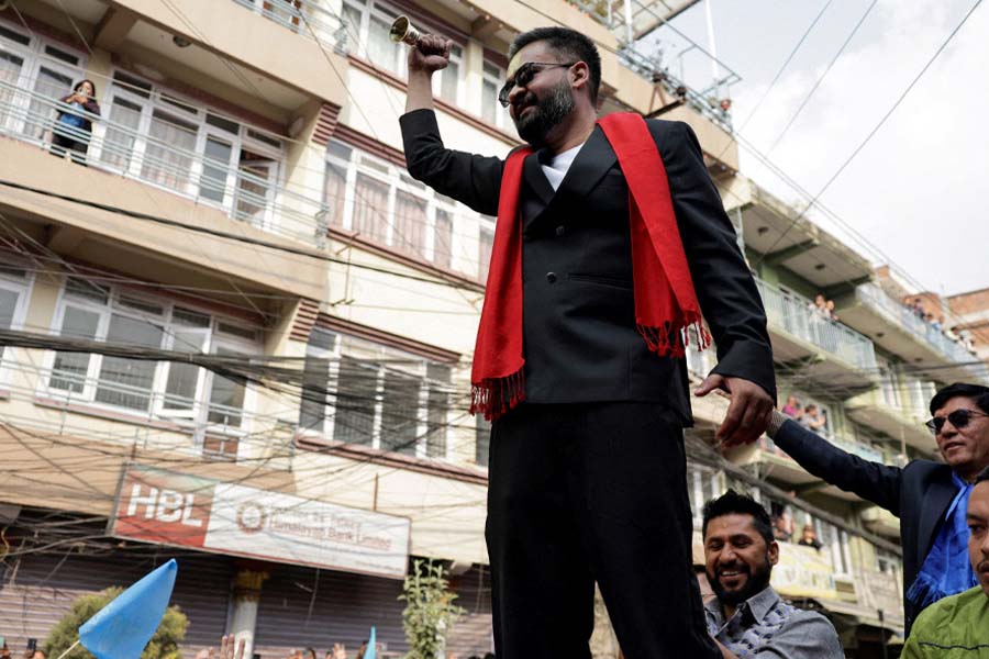 প্রাথমিক ফলে এগিয়ে র্যাপার বালেন্দ্র শাহর দল