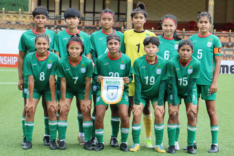 ভারতের বিপক্ষে প্রথম মিনিটে গোল, প্রথমার্ধে বাংলাদেশের লিড
