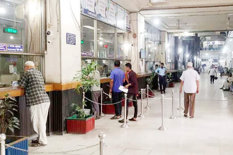 ঈদের ছুটিতেও সীমিত পরিসরে ব্যাংক খোলা আজ