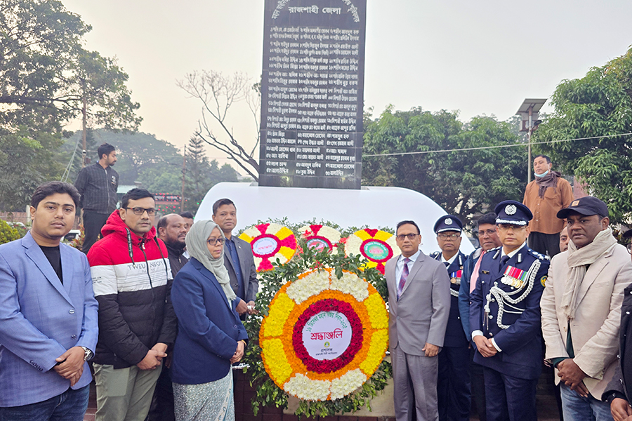 রাসিকের উদ্যোগে মহান বিজয় দিবস উদযাপন