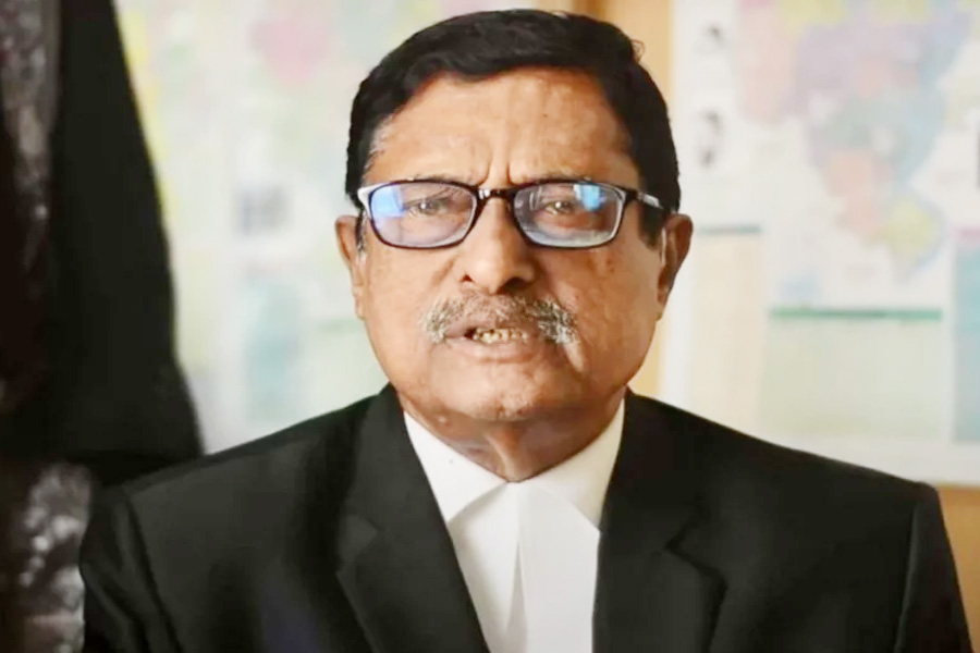 ট্রাইব্যুনালে নিঃশর্ত ক্ষমা চাইলেন ফজলুর রহমান