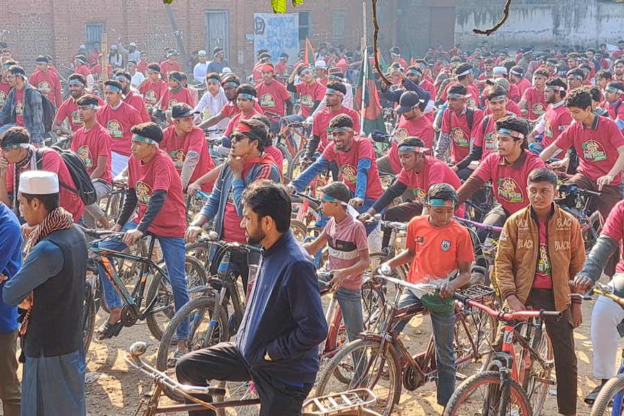 বিজয় দিবস উপলক্ষে রাজবাড়ীতে ছাত্রশিবিরের সাইকেল র্যালি