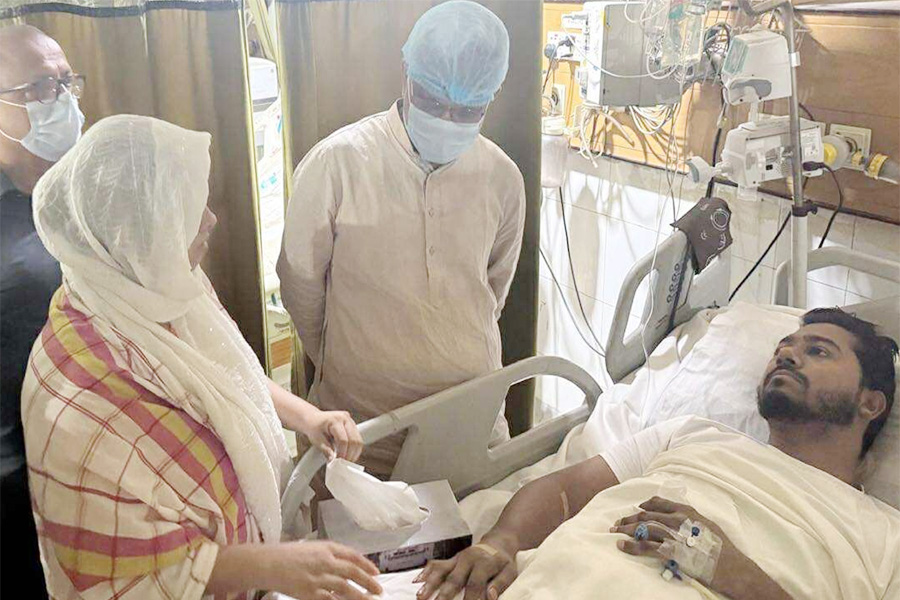 নুরের শারীরিক অবস্থা ধীরে ধীরে উন্নতি হচ্ছে