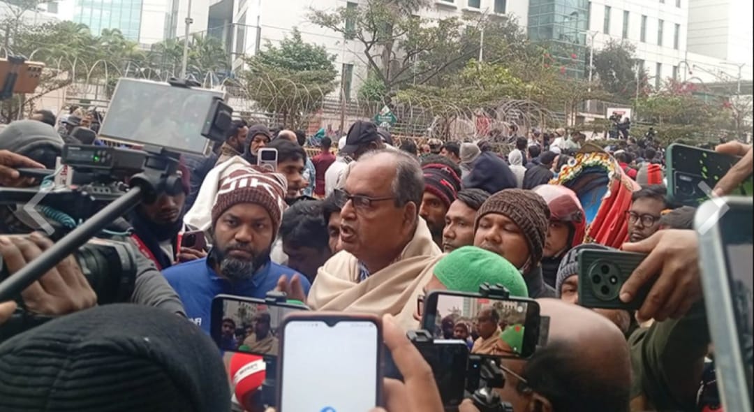 গণতন্ত্র ও দেশপ্রেম প্রশ্নে বেগম জিয়াকে স্মরণ করতে হবে: দুদু