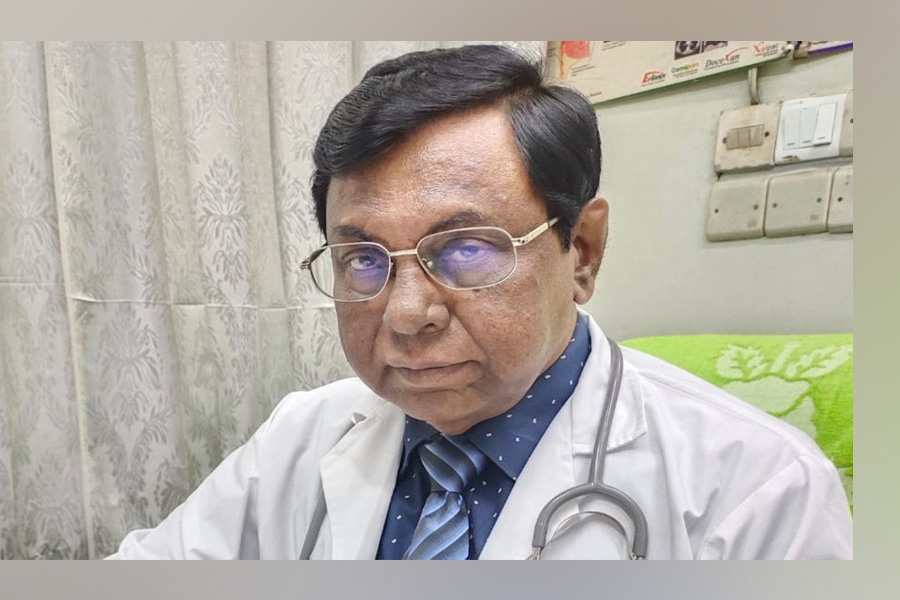 উপদেষ্টা হতে ঘুষ লেনদেন, দুদকের অভিযানে প্রাথমিক সত্যতা