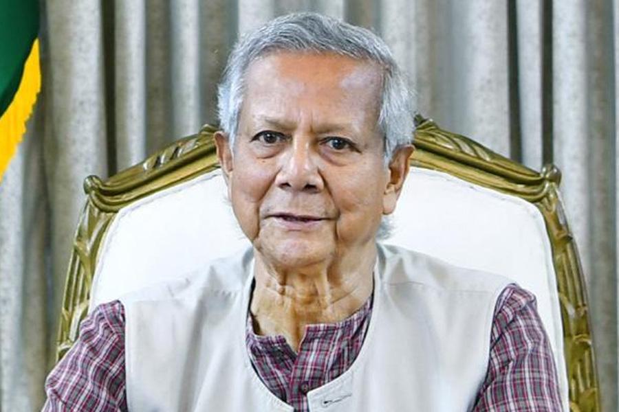 বিশেষ মেধাসম্পন্নদের উপযুক্ত শিক্ষা নিশ্চিতে গুরুত্ব প্রধান উপদেষ্টার