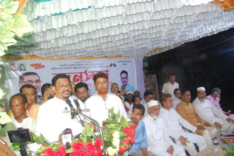 এক বছরেও স্থিতিশীলতা প্রতিষ্ঠা সম্ভব হয়নি: এনামুল হক