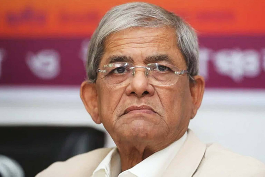 খালেদা জিয়াকে দেখতে এভারকেয়ার হাসপাতালে মির্জা ফখরুল