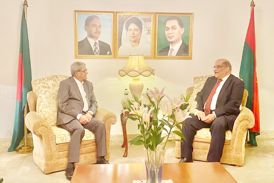 বিএনপি মহাসচিবের সঙ্গে পাকিস্তানি হাইকমিশনারের সৌজন্য সাক্ষাৎ