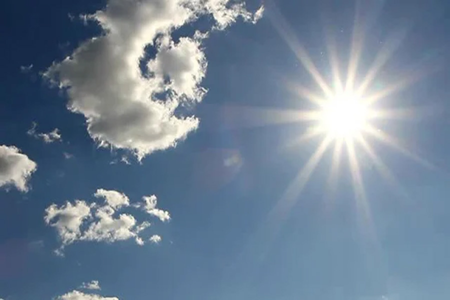 ঢাকায় রোদেলা দিনেও কুয়াশা, তীব্র শীত অব্যাহত