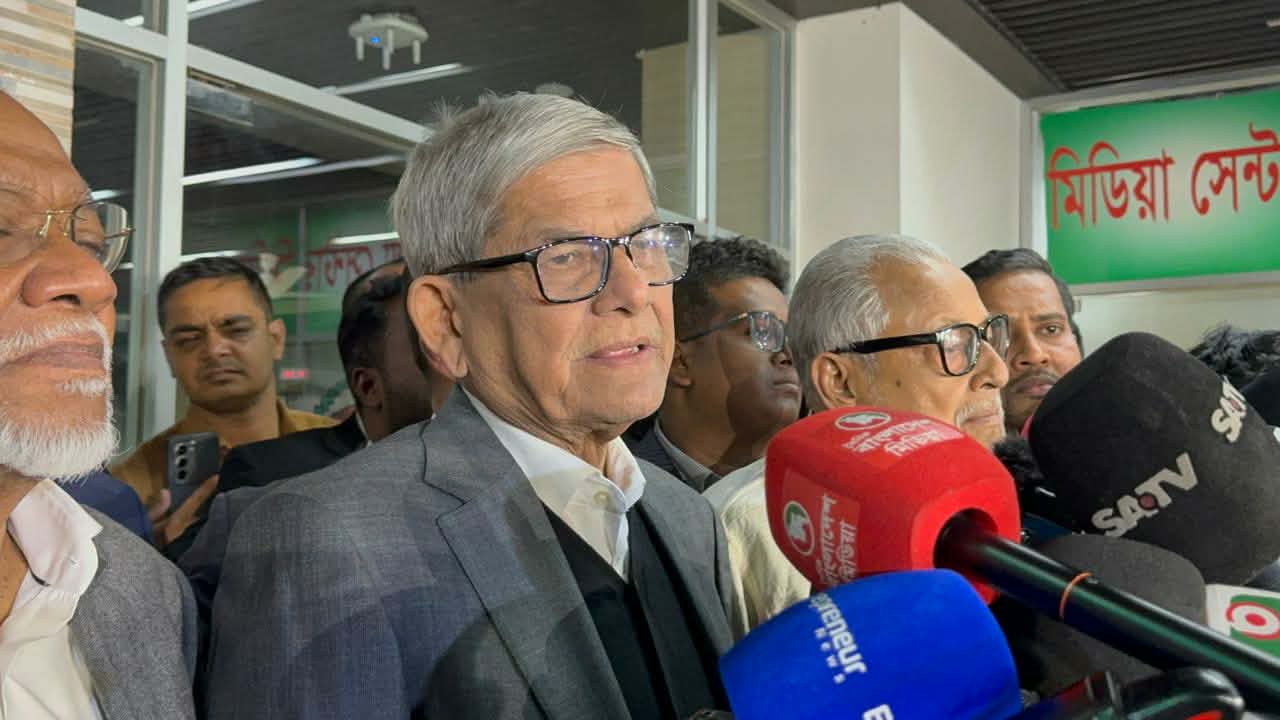 পক্ষপাতমূলক আচরণ করছে ইসি: মির্জা ফখরুল