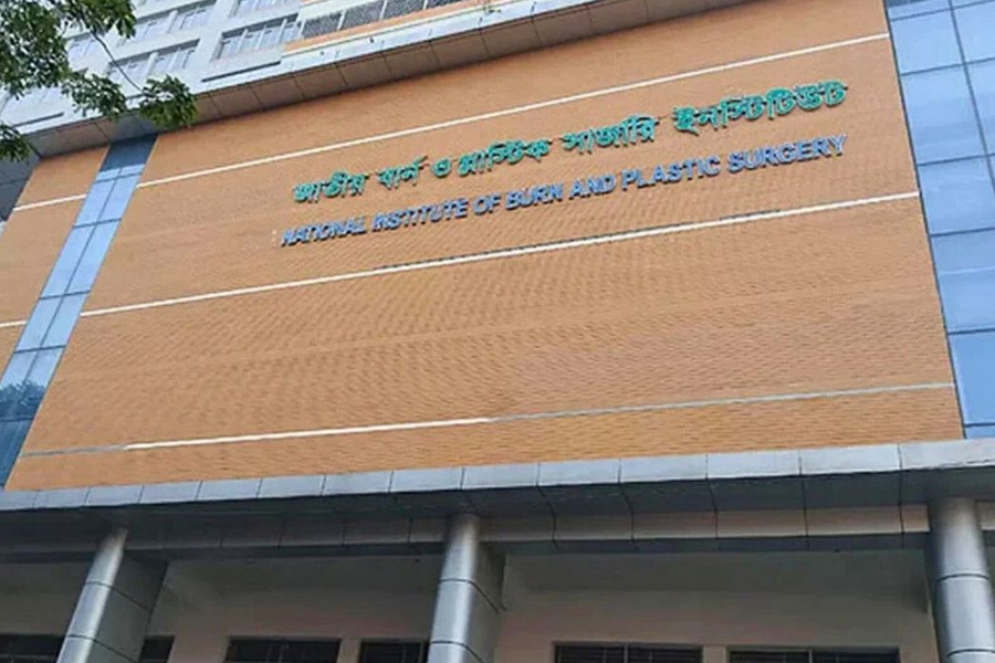 সোনারগাঁওয়ে গ্যাস লাইন বিস্ফোরণে একই পরিবারের ৫ জন দগ্ধ