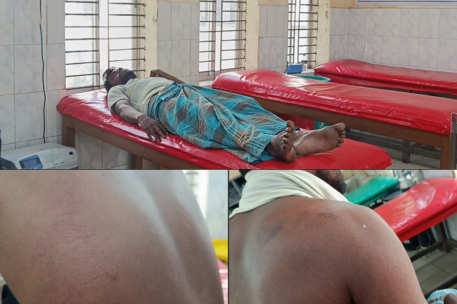 জামায়াতের পক্ষে ভোট চাওয়ায় যুবককে হাতুড়িপেটা, বসতঘর ভাঙচুর