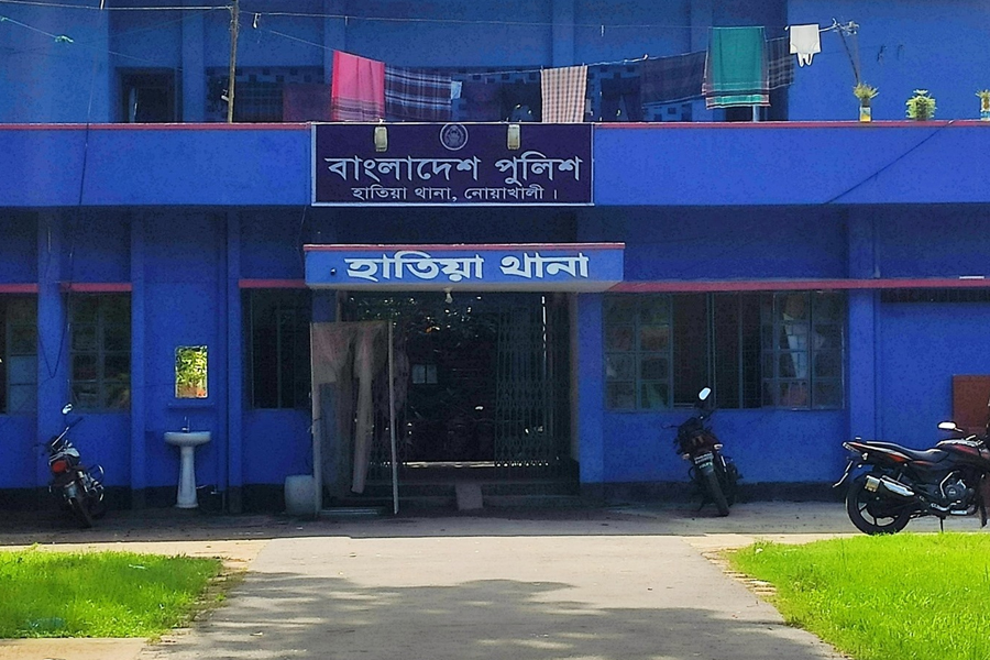 হাতিয়ায় ভয়াবহ সংঘর্ষে পাঁচজনের মৃত্যু