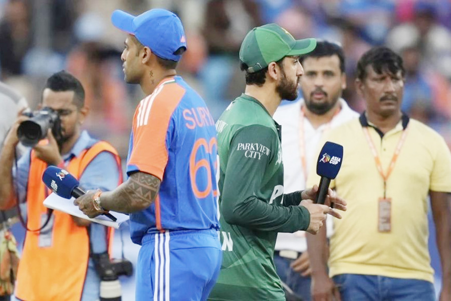 সুপার ফোরেও হ্যান্ডশেক বিতর্কে যে ব্যবস্থা করল আইসিসি