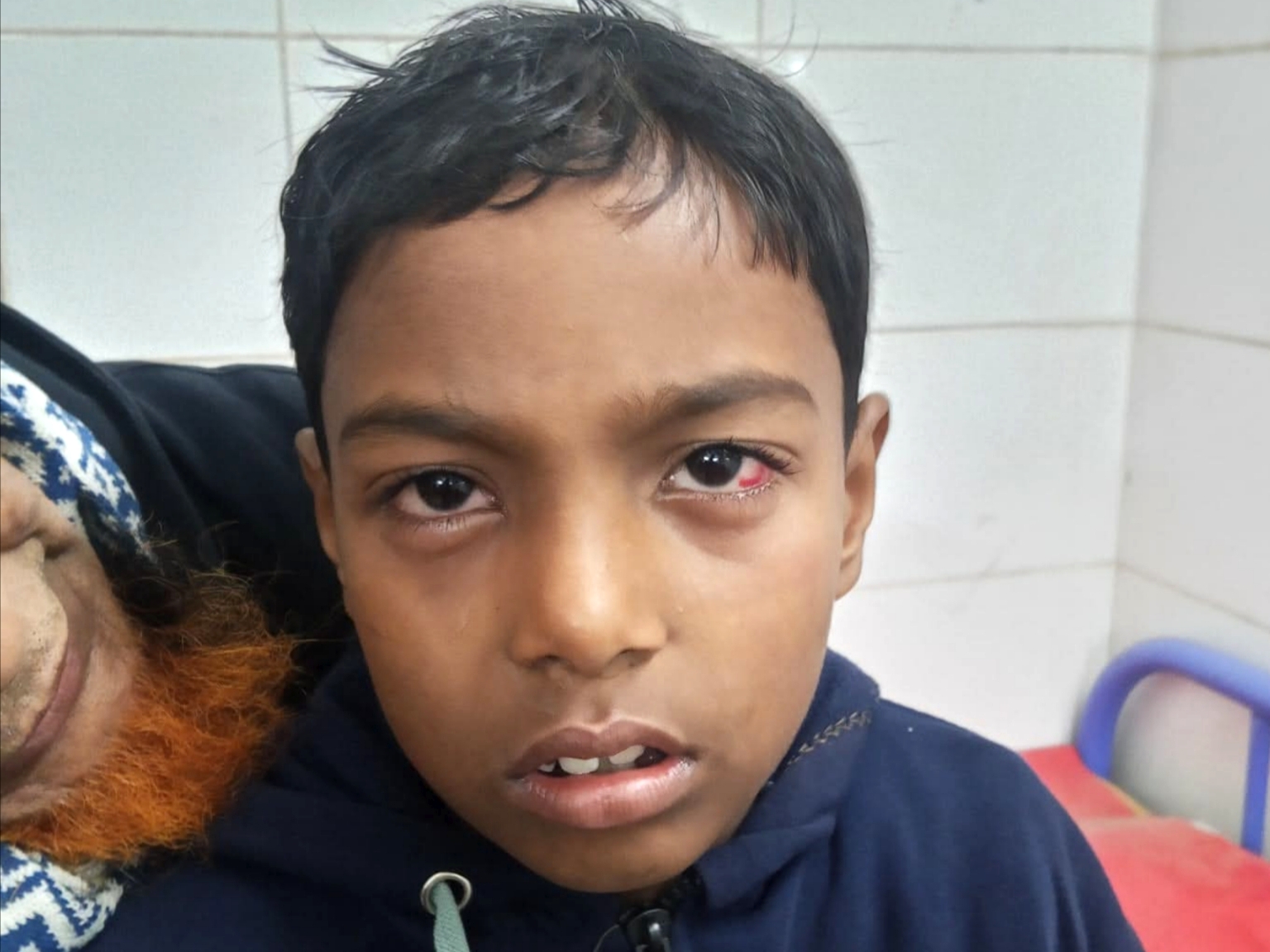 বালিয়াকান্দিতে মিথ্যা অপবাদে শিশুকে মারধরের অভিযোগ