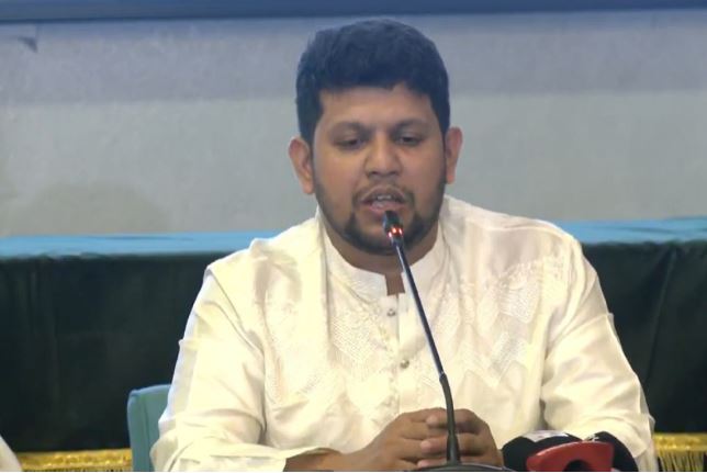 সব দলের সমর্থনেই গড়া অন্তর্বর্তী সরকার: তথ্য উপদেষ্টা