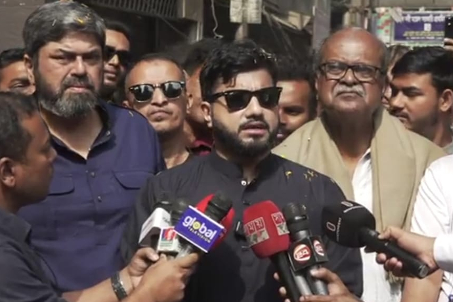 নাগরিক সমস্যার সমাধানে প্রতিশ্রুতি ইশরাকের