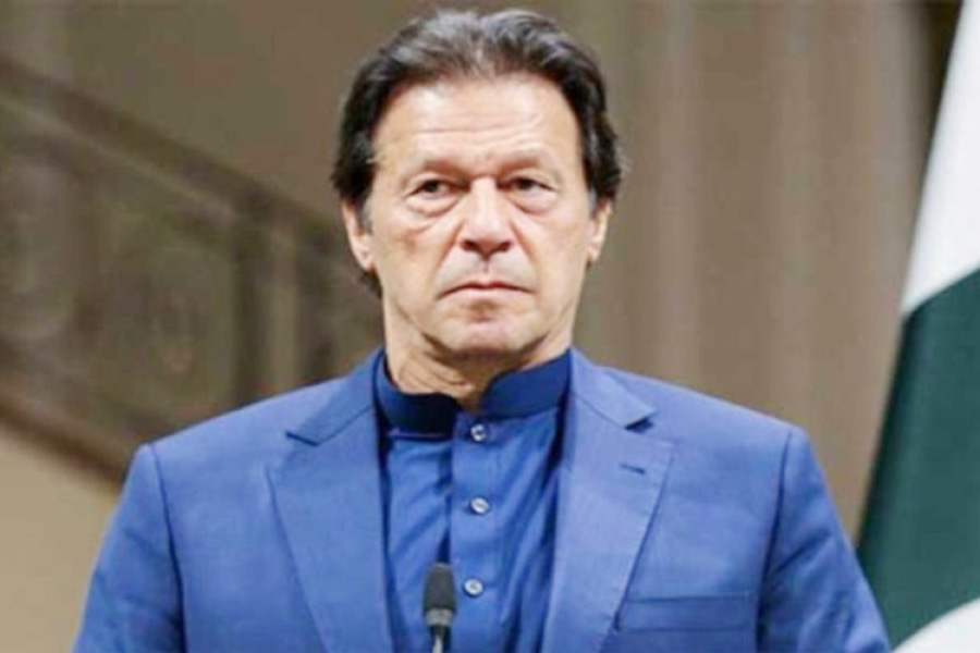 ইমরান খানের কারাগার জীবন ও সেনাপ্রধানের বিরুদ্ধে অভিযোগ