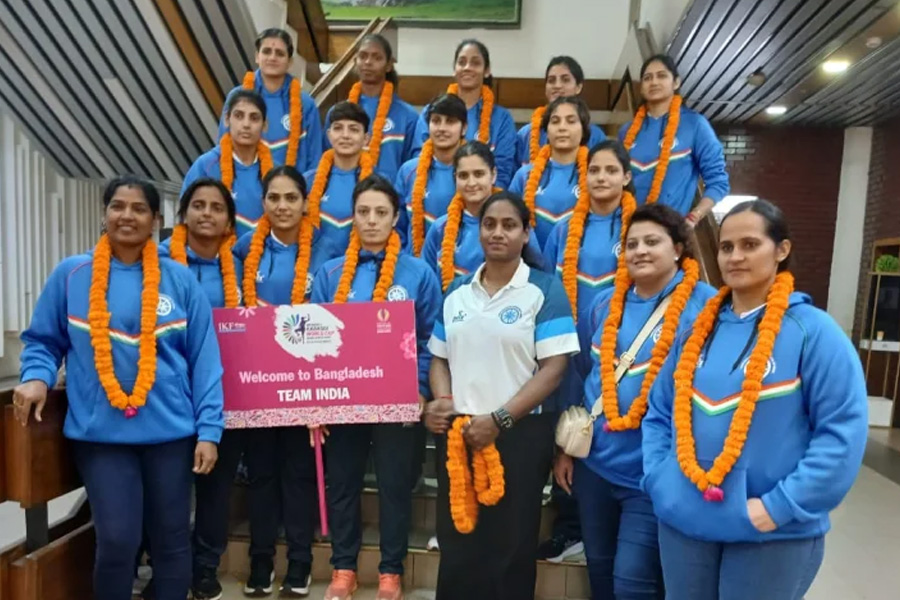 বিশ্বকাপে অংশ নিতে ঢাকায় ভারতীয় দল