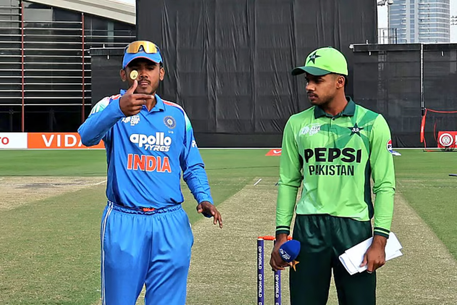 পাকিস্তানকে ৫৮ রানে হারিয়ে সেমিফাইনালে ভারত