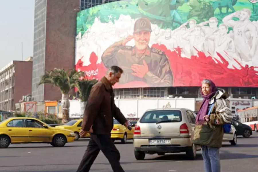 ট্রাম্পের নৌ-বহর পাঠানোর জবাবে ইরানের চরম হুঁশিয়ারি