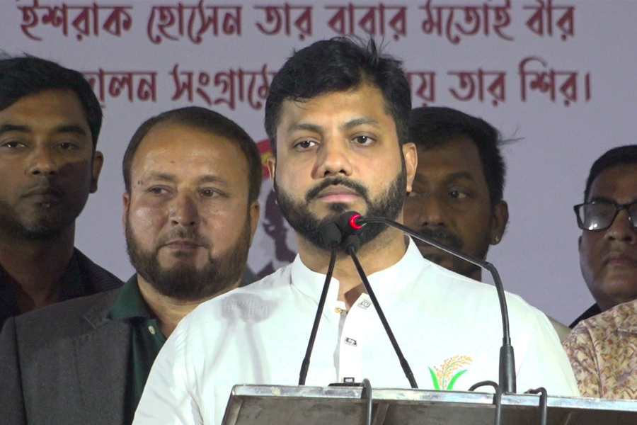 শিশুদের খেলাধুলা ও সৃজনশীল চর্চায় উৎসাহের আহ্বান ইশরাকের