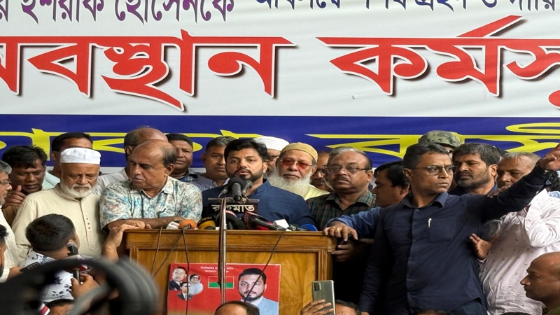 উপদেষ্টা আসিফের পদত্যাগ ও দুদকের তদন্ত দাবি ইশরাকের