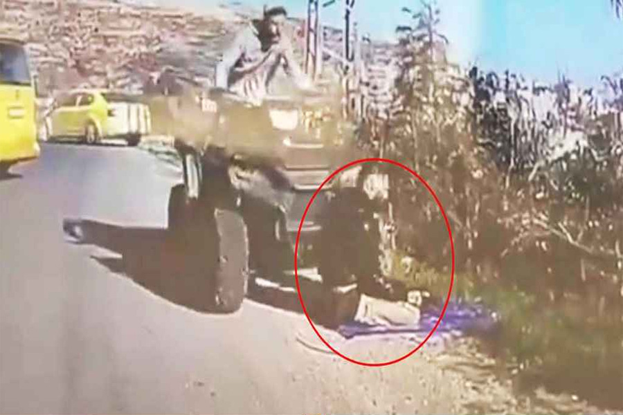 নামাজরত ফিলিস্তিনির ওপর গাড়ি চালিয়ে দিলেন ইসরায়েলি সেনা