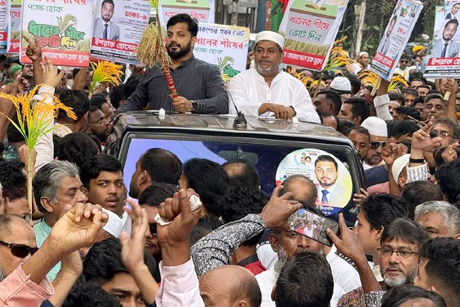 নির্বাচনে জিতলে ৩১ দফায় বাংলাদেশ পুনর্গঠনের অঙ্গীকার ইশরাকের