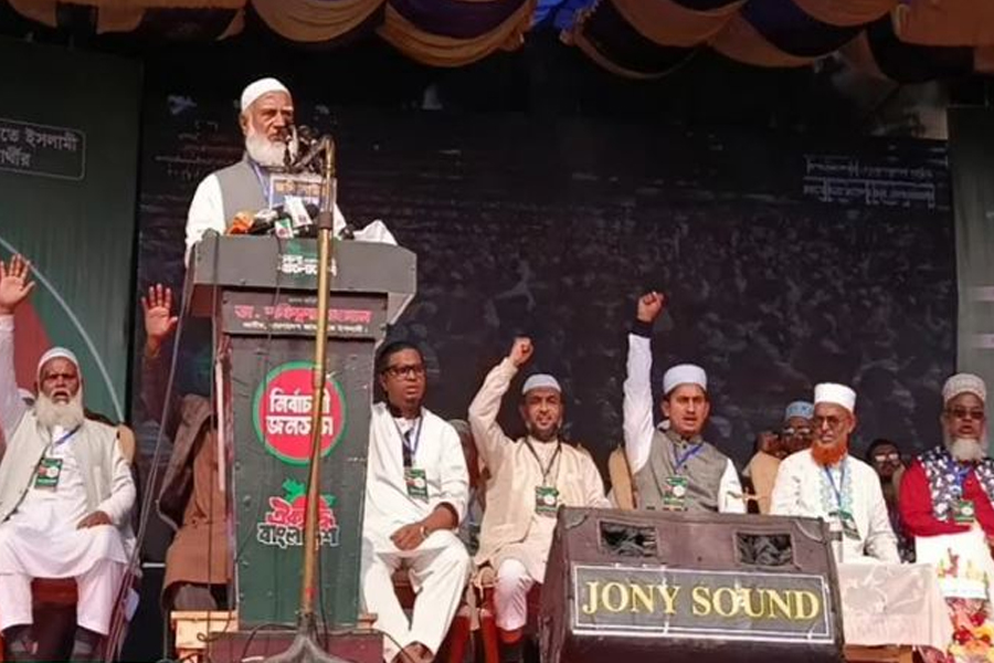 বসন্তের কোকিলের রাজনীতি আমরা ঘৃণা করি