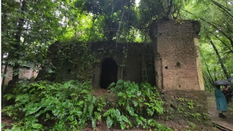 নেত্রকোণায় ৪০০ বছরের পুরোনো সালিশখানা