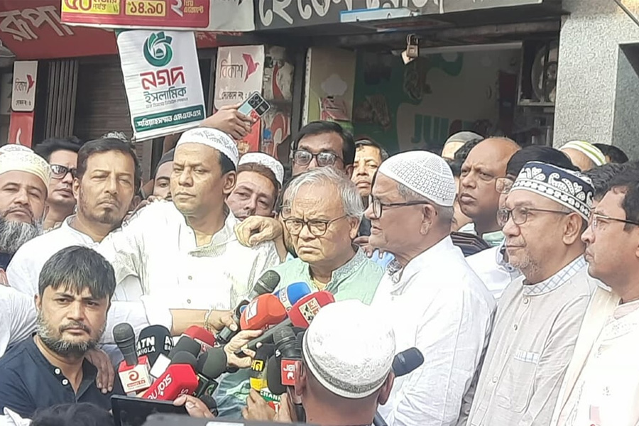 খালেদা জিয়ার অবস্থা অত্যন্ত সংকটময় : মির্জা ফখরুল