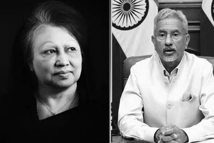 খালেদা জিয়াকে শেষ শ্রদ্ধা জানাতে ঢাকায় আসছেন ভারতের পররাষ্ট্রমন্ত্রী