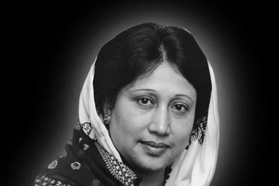 আয়নাঘর থেকে ‘বালুর ট্রাক’