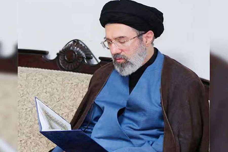ইরানের নতুন সর্বোচ্চ নেতা মুজতবা খামেনি
