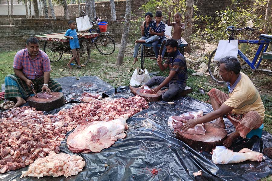 ঈদে মাংসের চাহিদা পূরণে ব্যতিক্রমী উদ্যোগ গোস্তের সমিতি