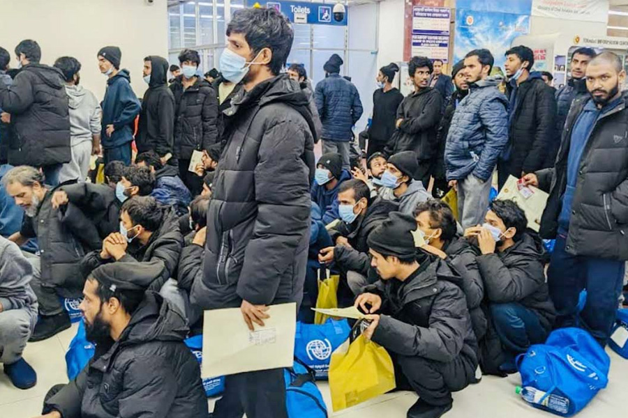 লি‌বিয়া থেকে ফিরেছেন আরও ১৭৩ বাংলাদেশি