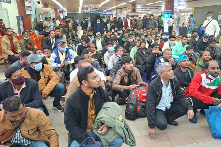 লিবিয়া থেকে দেশে ফিরলেন আরও ১৭৫ বাংলাদেশি