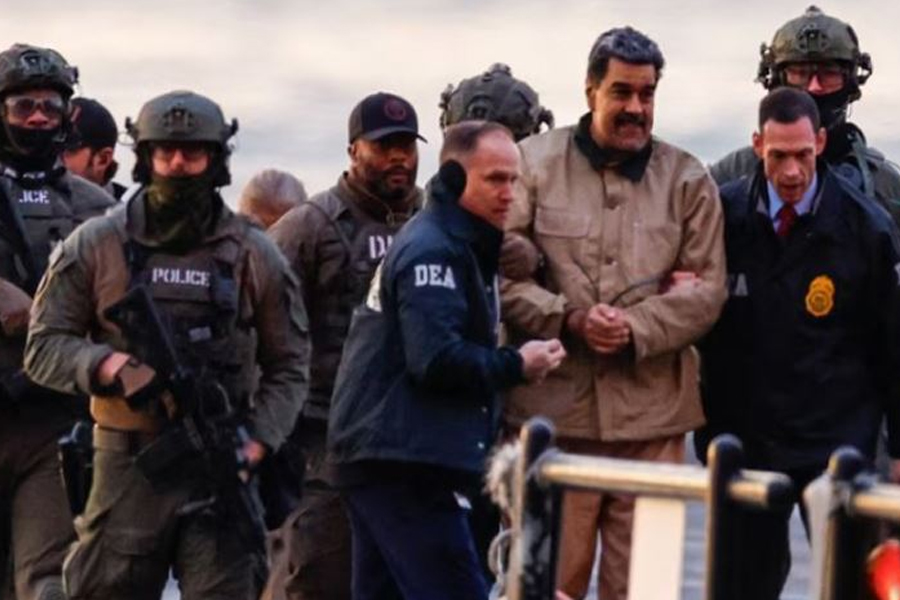 আমি প্রেসিডেন্ট, আমাকে অপহরণ করা হয়েছে: মাদুরো