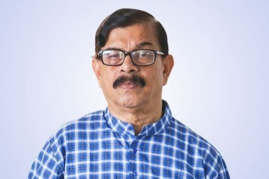 আপিলে প্রার্থিতা ফিরে পেলেন মান্না