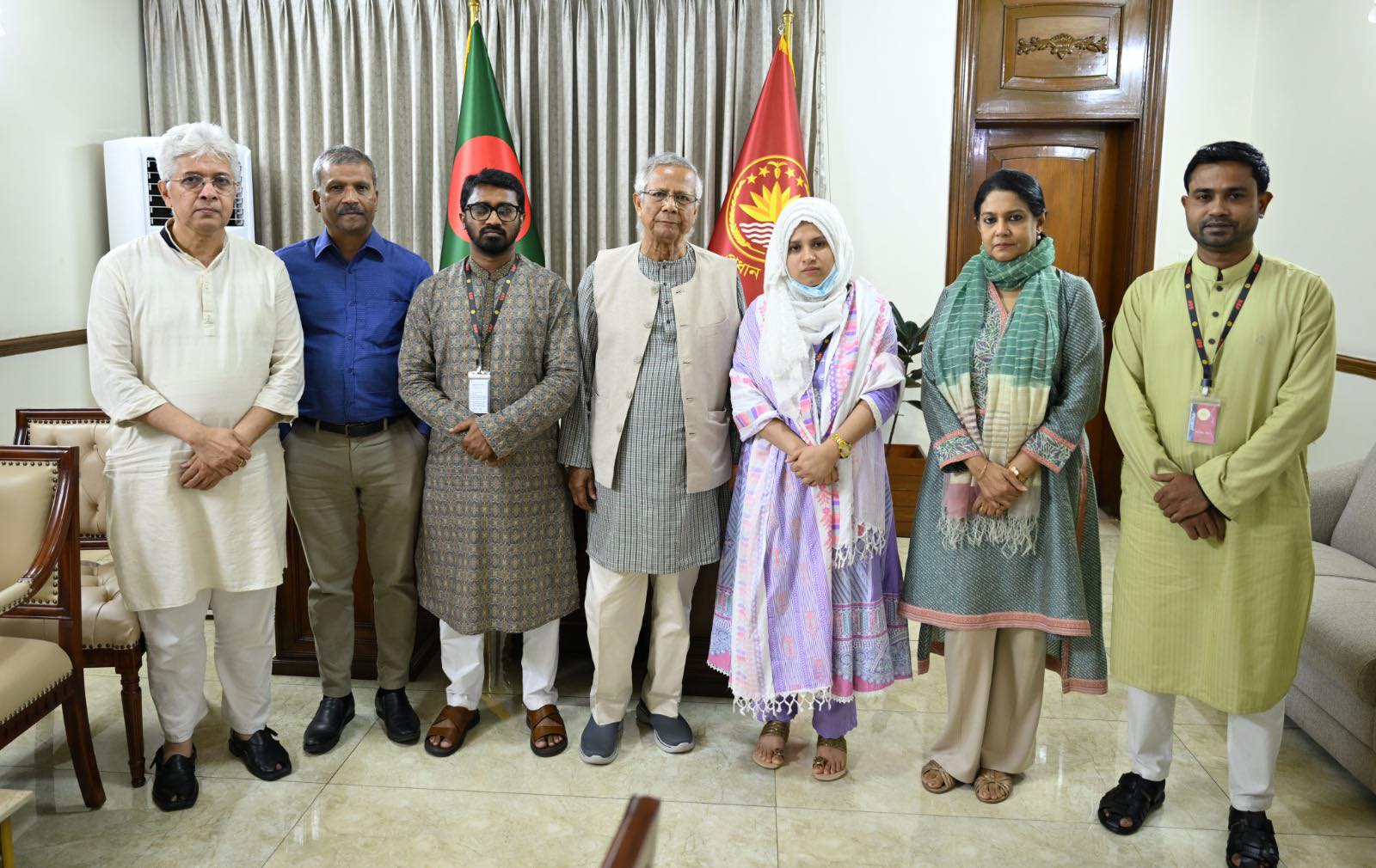 নুরের সুচিকিৎসার জন্য বিদেশে পাঠানোর নির্দেশ প্রধান উপদেষ্টার