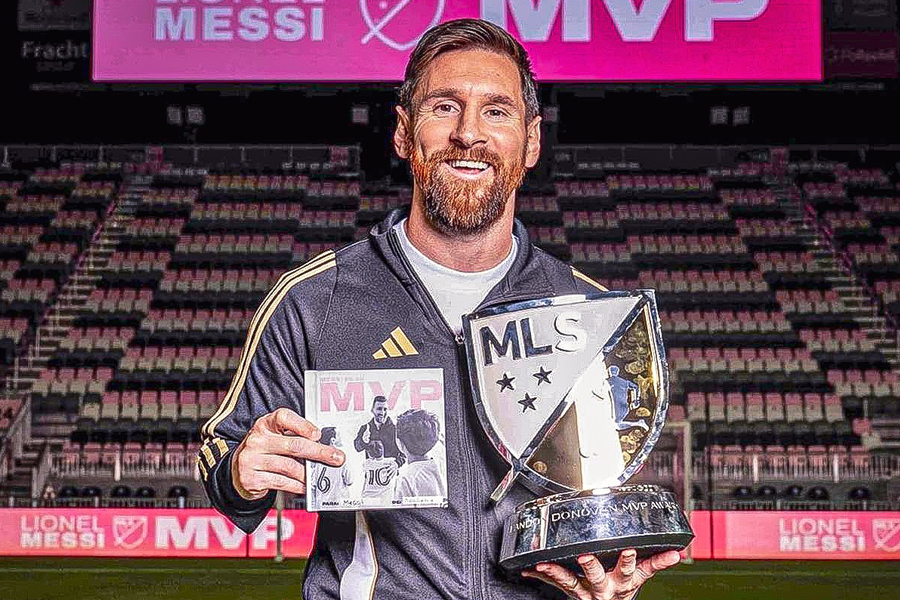 গোল্ডেন বুটসহ আরেকটি বড় স্বীকৃতি মেসির ঝুলিতে