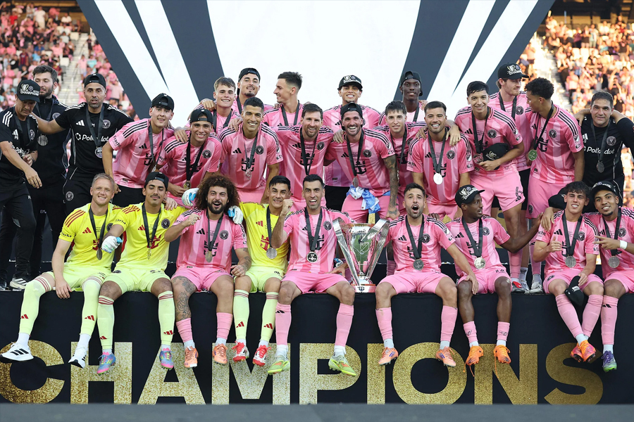 মেসির জোড়া অ্যাসিস্টে প্রথম এমএলএস কাপ মায়ামির