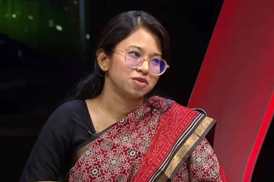 নির্বাচন থেকে সরে দাঁড়ালেন এনসিপির প্রার্থী মনিরা শারমিন